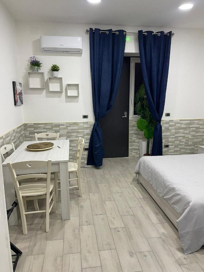 Casa Vacanze Luisa Naples Exterior photo